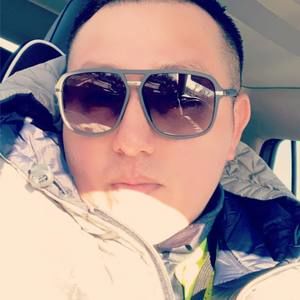 Meet your Posher, Max